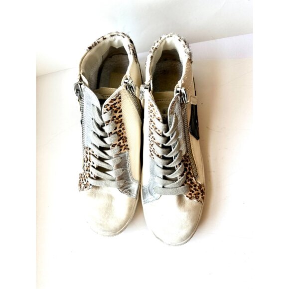 Dolce Vita Zonya Sneakers In White/black Embossed Lizard 10 - Picture 6 of 10